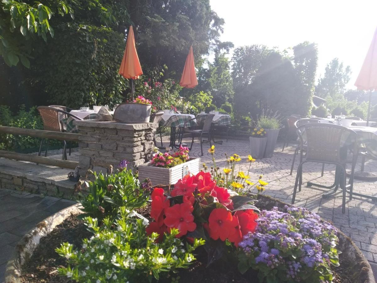 Fruehstueckspension Helmhof Salzburg Bagian luar foto